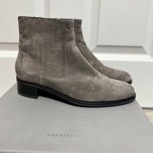 Aquatalia, Gray Suede Booties, Size 9.5